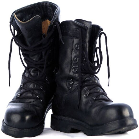 Canadian Forces Combat boots Size 7 Woman's - Picture 1 of 13